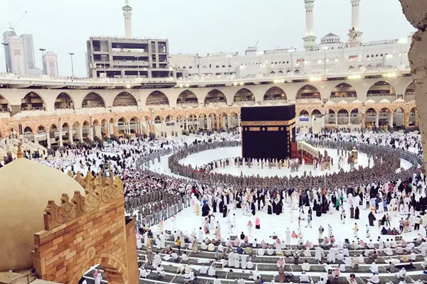 Gold Category April Packages by Makkah Tour