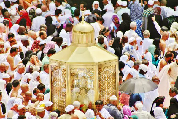 Deluxe Bradford  Umrah packages for UK Travellers