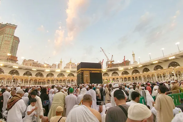 Sumptuous Bradford  umrah Deals from Makkah tours