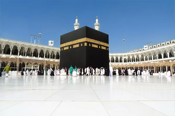 Economy Class glasgow Umrah packages for Uk Peoples