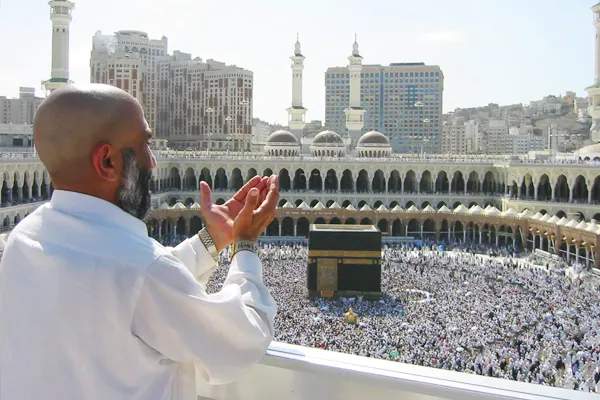 Gold Category London Packages by Makkah Tour