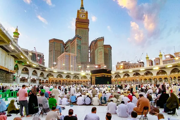 Sumptuous manchester umrah Deals from Makkah tours