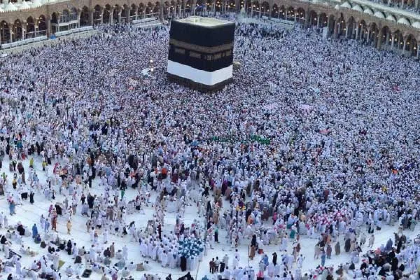 Premium May Umrah deals 